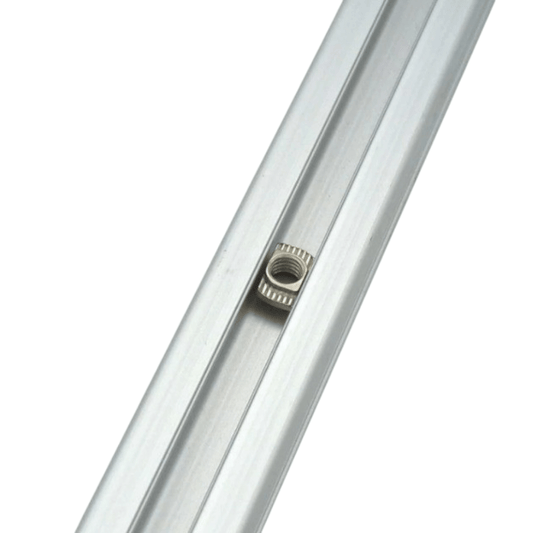Detalle de Tuerca "T" M4 Tslot 20 mm (pack 50 und) (PC00107) para maquinaria CNC y automatización industrial